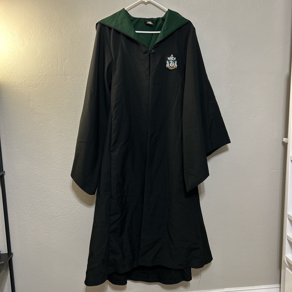 Universal Studios Harry Potter Slytherin Robe
